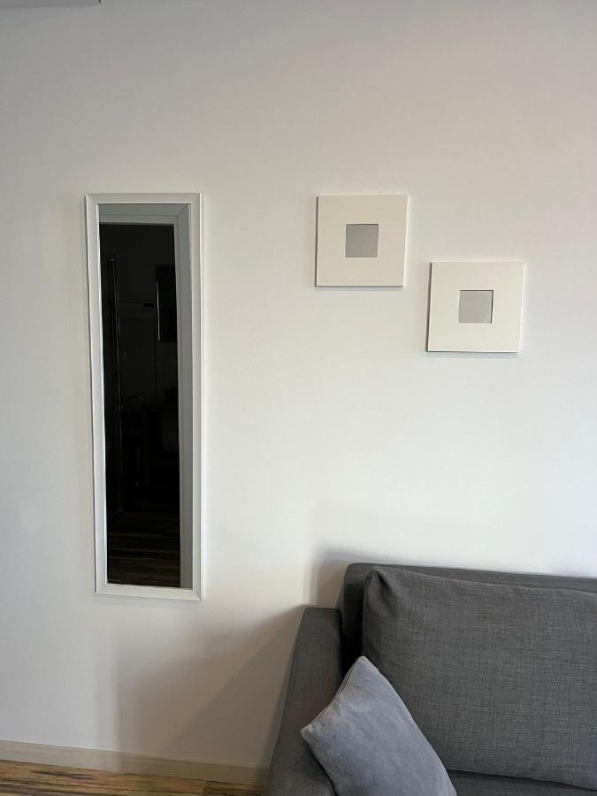 Apartments And Rooms Lorena 236 Rovinj Exterior photo
